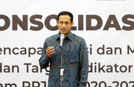 Nadiem: Dana BOS untuk Guru Honorer Bukan Solusi tapi Ini adalah Langkah Pertama