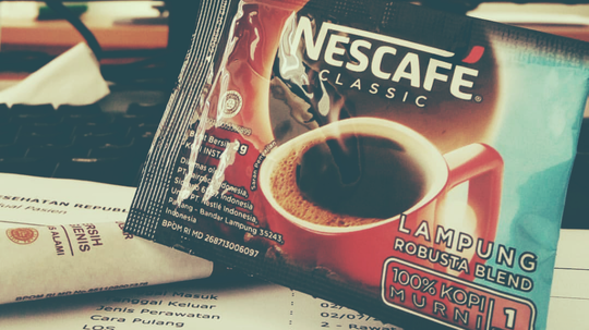 Sambil Nostalgia, mari mengingat kembali 10 Kopi Instant terlezat 20 Tahun terakhir.