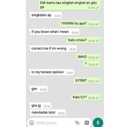 10 Chat WhatsApp Tergokil Dijamin Auto Ngakak