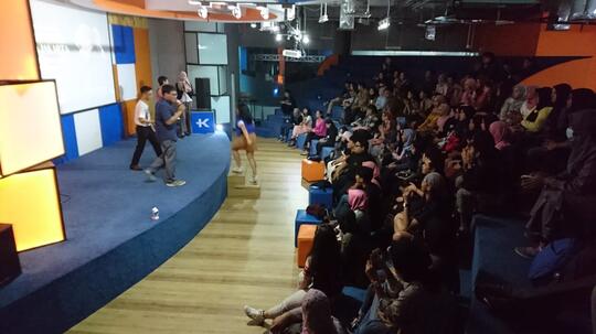 Penggemar Taylor Swift Gelar Nonton Bareng di Kaskus - A Very Lover Cinema Jakarta