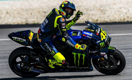 Rossi Memasuki Usia 41 Tahun, Pensiun Atau Lanjut?