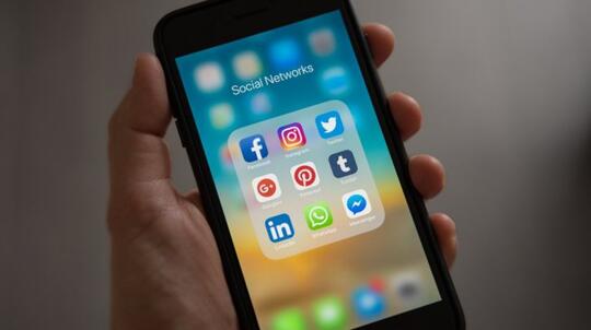 Salip Facebook, Instagram Jadi Raja Media Sosial