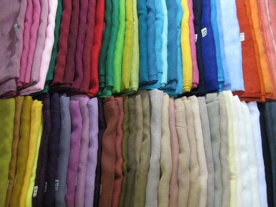 Ga Usah Takut Hijab Cepat Rusak, Berikut Tips Mencuci Hijab Supaya Tahan Lama!