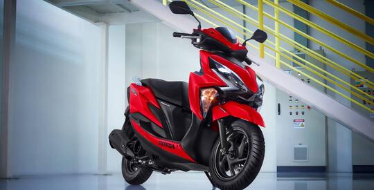 Di Negara Ini PCX Lebih Laris Dari NMAX, CBR Dan Ninja Kalah Sama Yamaha R3