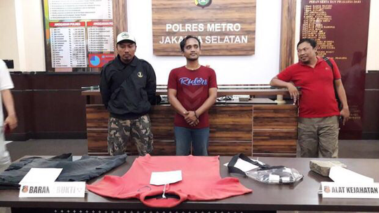 Acungkan Jempol, Ini Pelaku Pem-bully Pria Berkebutuhan Khusus di Jaksel