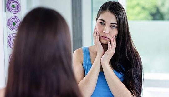 Tanpa Disadari, Inilah 5 Perkataan Bahwa Kamu sedang Membully Dirimu Sendiri