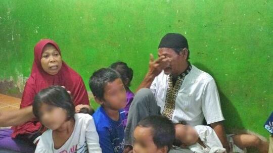 6 Anak Ini Jadi Yatim Piatu Dalam Sehari, Orang Tuanya Meninggal Bersamaan!