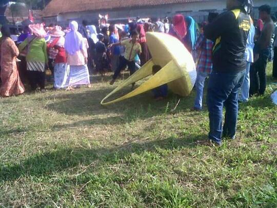 Foto Moment Agustusan Ini Dijamin Bakal Bikin Perut Kram, Penasaran?