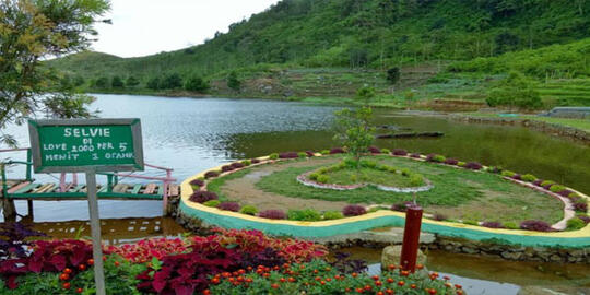 Wisata Alam Rawa Gede Surga Yang Tersembunyi di Bogor