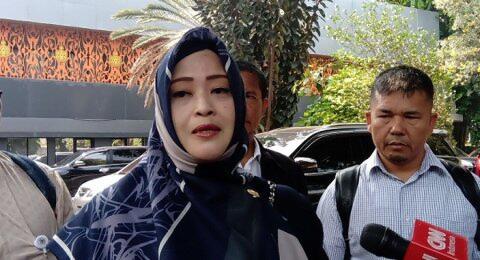 Murka, Fahira Idris Ancam Bakar Spanduk Salahkan Anies soal Banjir