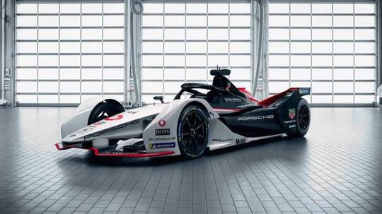 Mengenal Lebih Jauh Formula E, Apa Bedanya Dengan Formula 1?