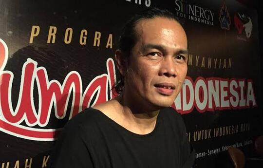 Mulai Tua & Redup, Artis Papan Atas Ini Kemana Dan Ngapain Aja?