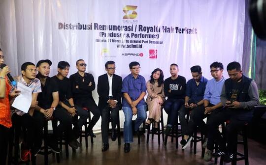 Mulai Tua & Redup, Artis Papan Atas Ini Kemana Dan Ngapain Aja?