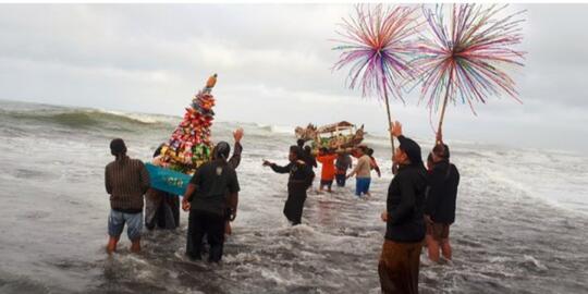 Pesugihan Membawaku Menjadi Budak Pembuat Jalan Raya Di Kerajaan Laut Kidul