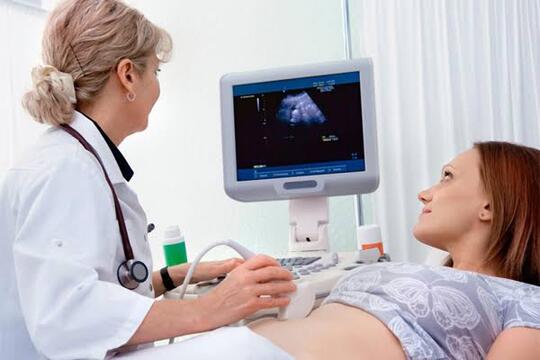 Dokter Kandungan di Malang ini Antriannya Bukan Hitungan Hari Lagi, tapi Bulan!