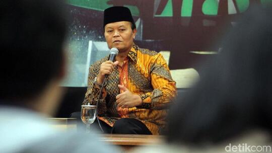 HNW: Pak Gatot, Tak Salat di Masjid Bukan Phobia, Gereja Pun Tutup gegara Corona