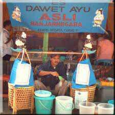 Penjual Ini Tanpa Sadar Menipu, Anehnya Pembeli Tak Merasa Tertipu, Jualan Apaan Sih?