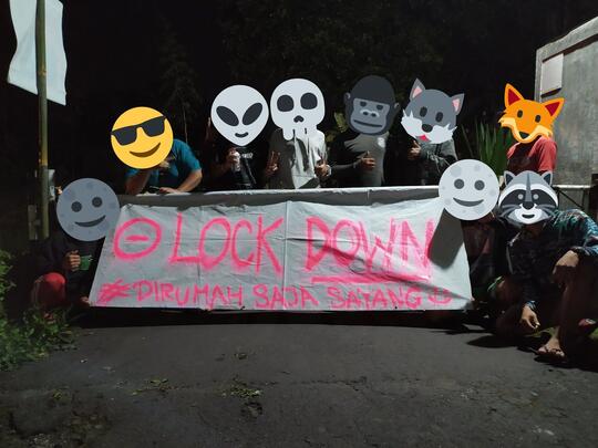 7 Foto Lockdown dengan Caption Lucu Dusun-Dusun di Yogyakarta, Patut Ditiru!