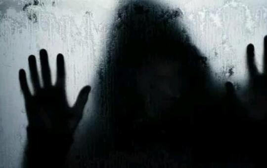 Hantu Seram Penunggu Perpustakaan Kampus itu Ternyata