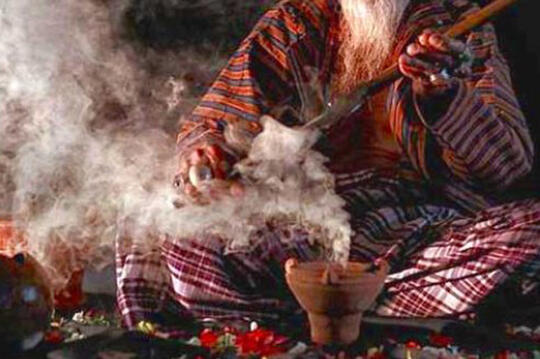 Pengalaman Belajar Santet, Pelet, Ilmu Kebal, Pesugihan. Jangan Ditiru!