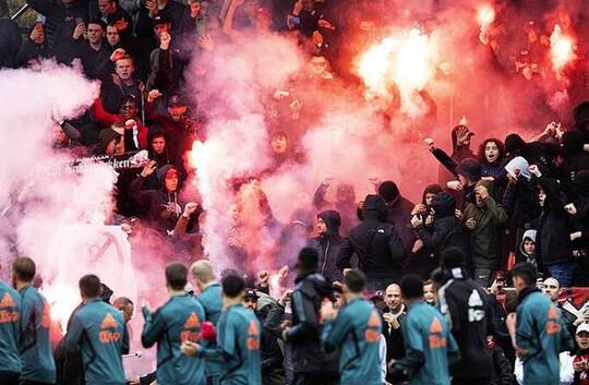 Der Klassieker & Old Firm, Dua Derby Panas yang Underrated