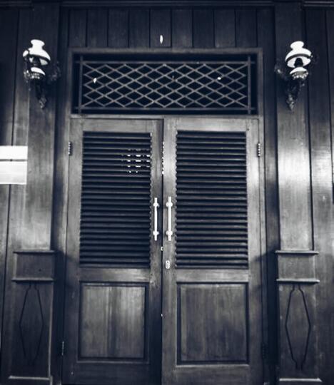 Mencekam : Guest House dan Arwah Yang Tak Ingin Dikunci!