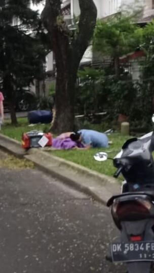 Wanita Ini Ajak Berantem Istri Korban Yang Ia Tabrak, 5 Faktanya Bikin Tensi Naik