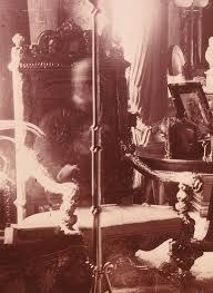 Foto Kuno Tahun 1891 Dan Penampakan "HANTU" Lord Combermere !