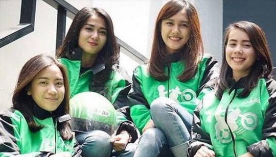 Orderan Ojol Sepi? Tanpa Ganti Jaket Inilah Jaminan Uang Tetap Mengalir, Gan