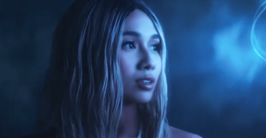 NIKI Merilis Single "Switchblade" untuk Album yang akan Dirilis Tahun ini "Moonchild"