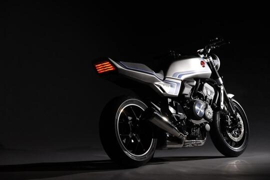 Saat Musim Corona Ini Honda Masih Sempat Pamerkan Motor Konsep Retro Tahun 80an