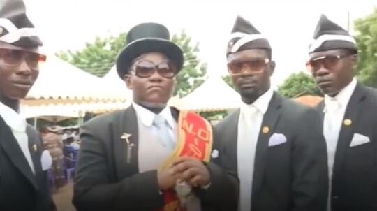 Dancing Pallbearers: Tarian Pembawa Jenazah yang Viral karena Keunikannya