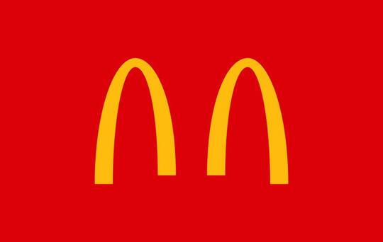 Ketika Logo Brand Juga Ikutan Social Distancing, Gimana Penampakannya?