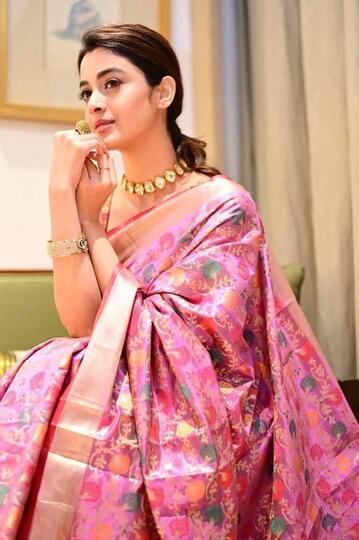 Dua Contoh Bentuk Kecantikan Fisik Wanita Versi Ane Ala India