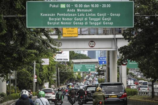 Masih Dikaji, Ini Skenario Pembatasan Penumpang di Kendaraan Pribadi