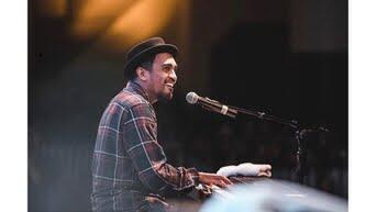 Apakah Foto Itu Firasat Berpulangnya Glenn Fredly