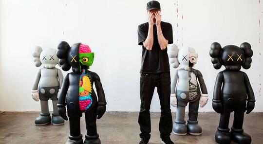 Mengintip Perjalanan KAWS, dan Sosok Kreatif yang Ada Di Baliknya!