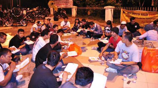 5 Momen di bulan puasa ini gabisa kamu lakuin lagi selama pandemik covid-19
