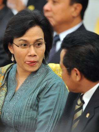 Bu Sri Mulyani, Kenapa Nggak Cetak Uang Terus Bagi-bagi ke Rakyat Saja?