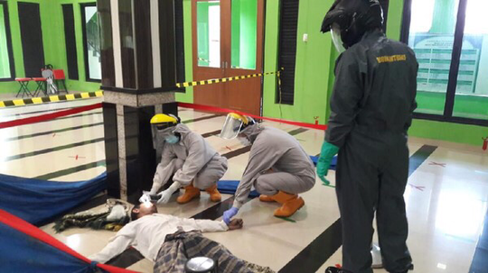 Seorang Pria di Bekasi Meninggal Setelah Salat Subuh Berjemaah di Masjid