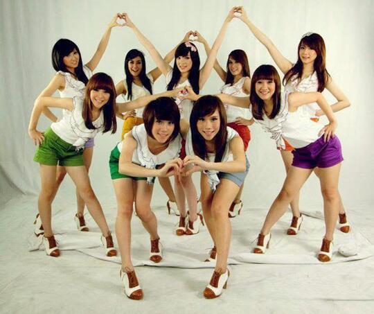 Cherrybelle Girl Band Yang Pernah Buming Di Masanya, Siapa Sih Personilnya?