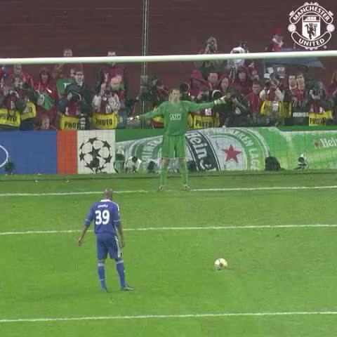 Diskusi Sejenak Tentang Penalti Yang Merusak Mental