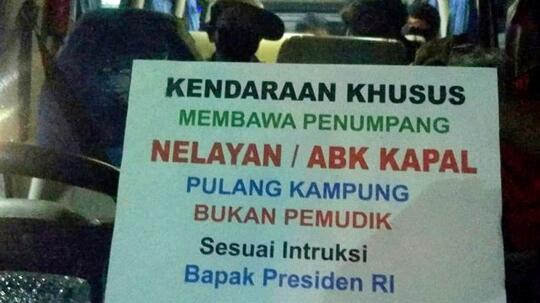 Razia Pemudik di Jakut, Petugas Temukan Mobil dengan Tulisan 'Pulang Kampung'