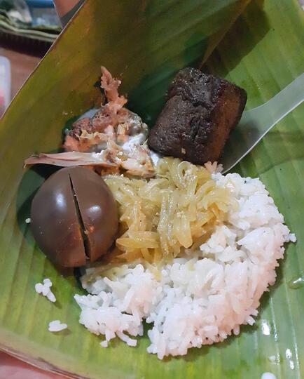 Agan & Sista Berencana Mudik Eh Pulang Kampung Ke Solo? Wajib Coba Nasi Liwet Ini