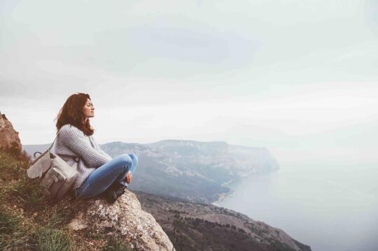 Sering Dianggap Suka Menyendiri, Ini Fakta Soal Introvert