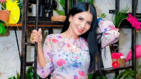 Dulu Sering Umbar Lekuk Tubuh Seksinya, Kini Artis Cantik Ini Berubah Total