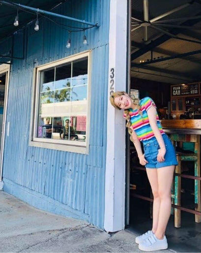 9 Inspirasi Busana Idol KPop Saat Musim Panas, Bikin OOTD Makin Hits!