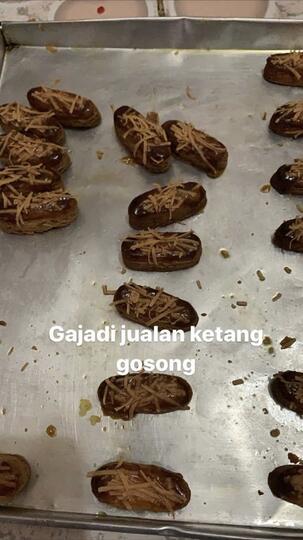 8 Foto Kue Kering "Dark Mode", Bikin Ngakak Abis