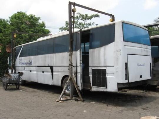 Mengenang Continental Si Fenomenal,Bus Malam Yang Tidak Memiliki Fitur TV Dan Audio
