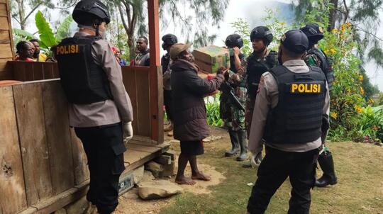 Kasus Corona di Papua Sebanyak Ini, Petugas Covid-19 di Sana Malah Ditembak Mati